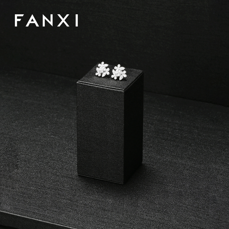 FANXI Wholesale Black Leather Jewelry Display