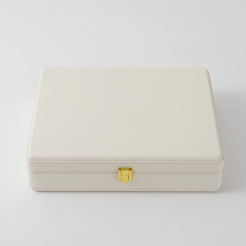FANXI Custom off white suede leather ring case