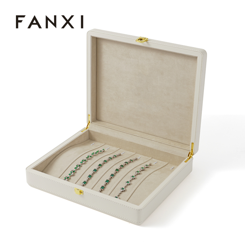 FANXI Custom white suede tennis bracelet case