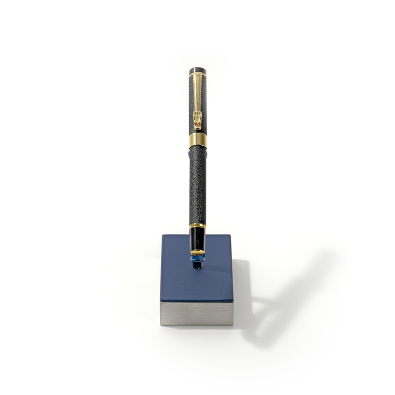 FANXI Custom blue leather pen display stand