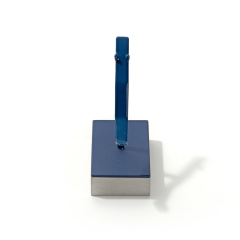 FANXI Custom blue leather pen display stand