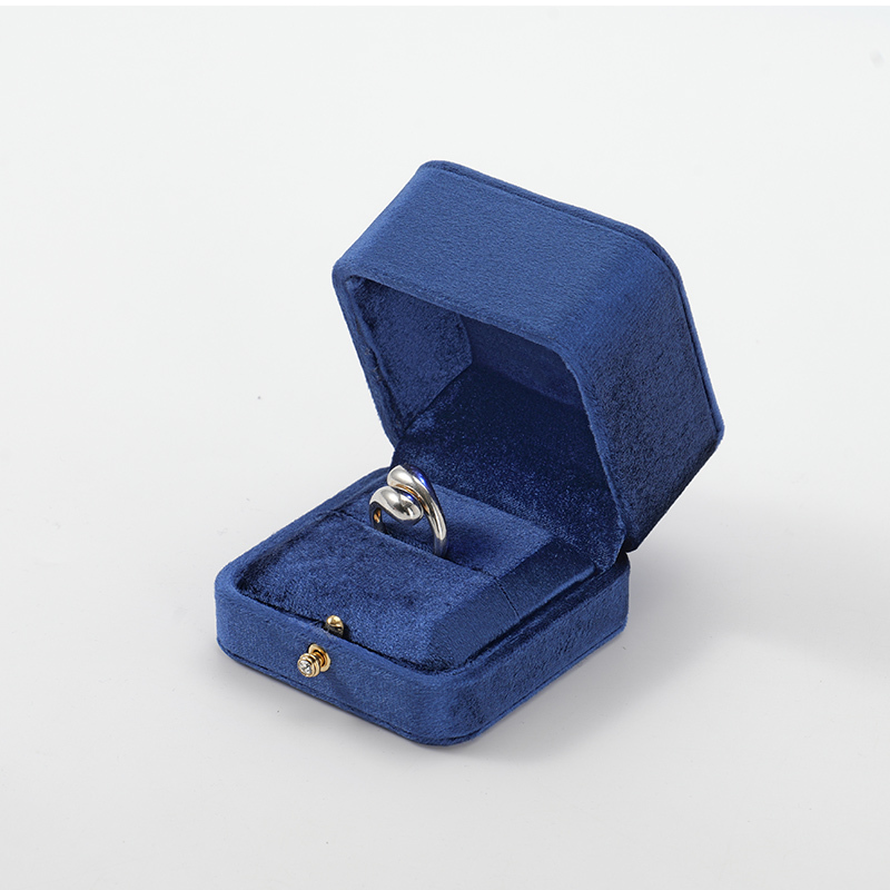 FANXI Custom blue velvet ring box