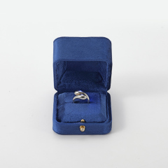 FANXI Custom blue velvet ring box