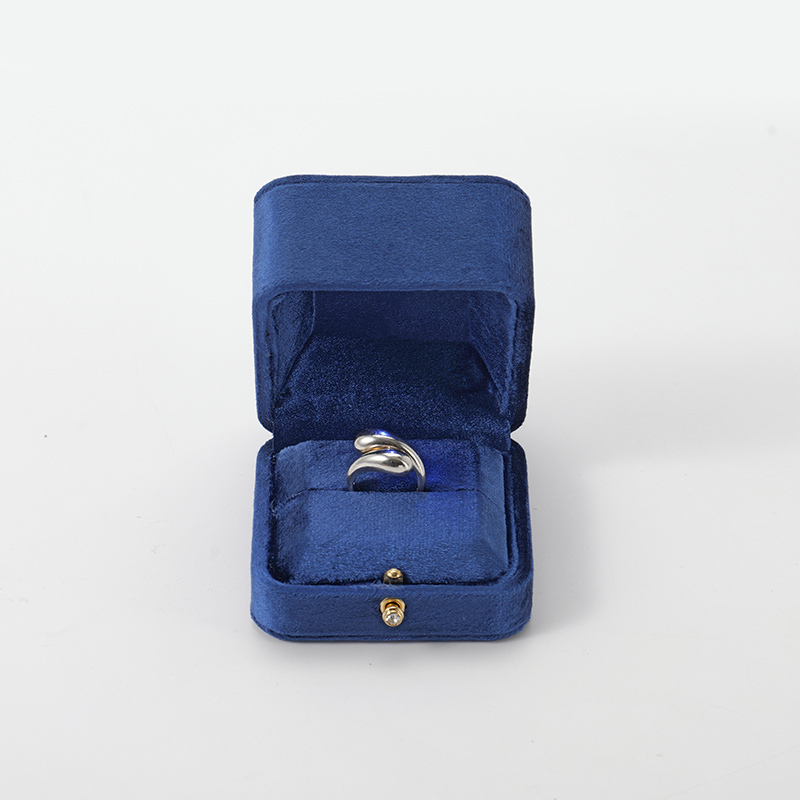 FANXI Custom blue velvet ring box