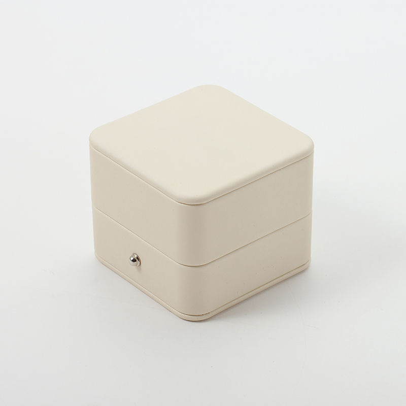 FANXI Custom beige leather velvet earring box