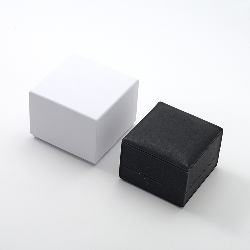 FANXI Custom black leather microfiber jewelry box