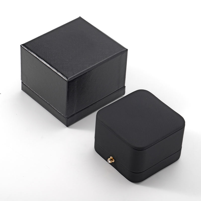 FANXI Custom black PU leather microfiber ring box