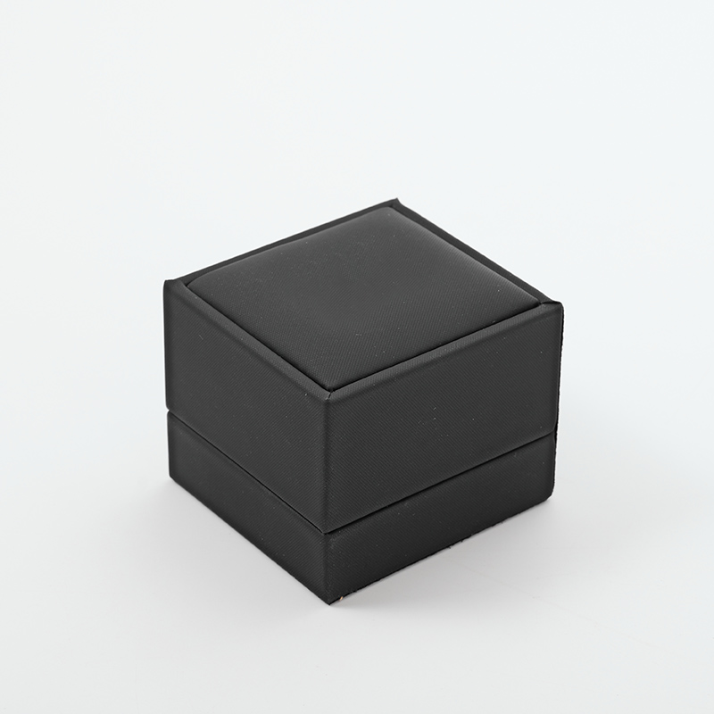 FANXI Custom balck PU leather velvet ring box