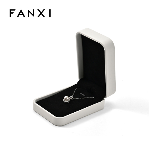 FANXI Custom white PU leather microfiber pendant box