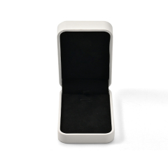 FANXI Custom white PU leather microfiber pendant box