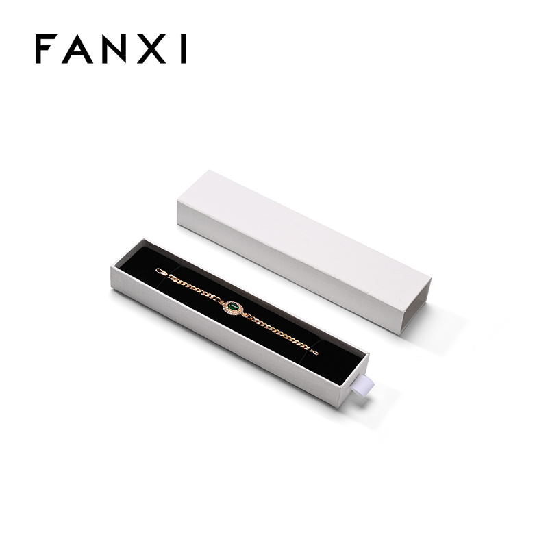 FANXI Custom White Vlevet Paper Long Chain Box