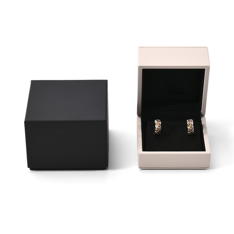 FANXI Custom Pink PU Leather Microfiber Ear Nail Box