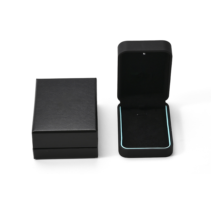 FANXI Custom Black PU Leather Microfiber Locket Box