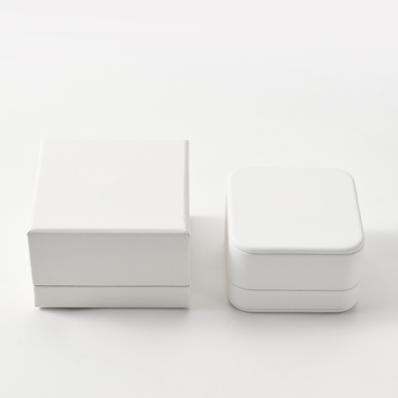 FANXI Custom White PU Leather Suede Ring Box