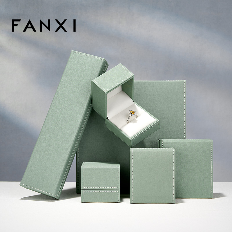 FANXI Hot-sale Green Leather Long Plush Jewelry Box