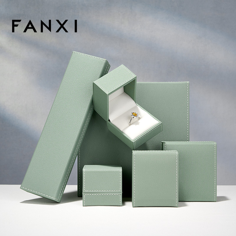 FANXI Hot-sale Green Leather Long Plush Jewelry Box
