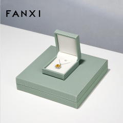 FANXI Hot-sale Green Leather Long Plush Jewelry Box