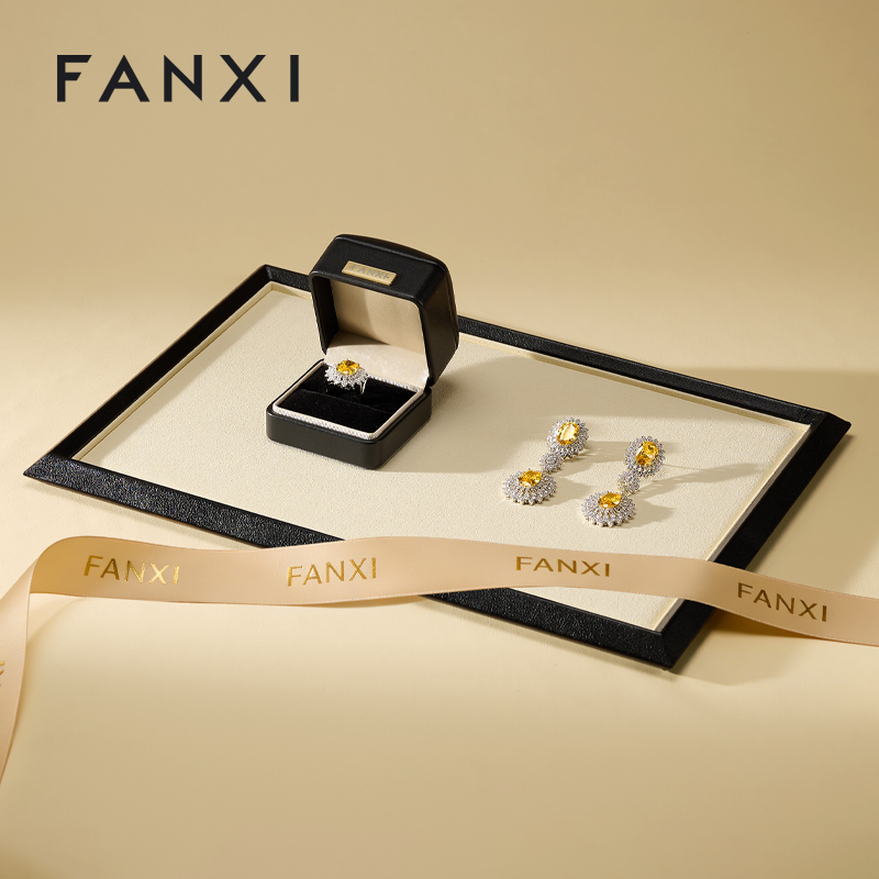 FANXI Factory Beige PU leather Microfiber Jewelry Plate