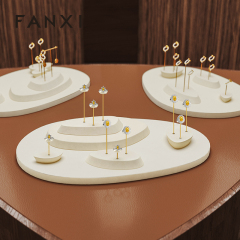 FANXI Fashion Beige Microfiber Metal Jewellery Ring Display