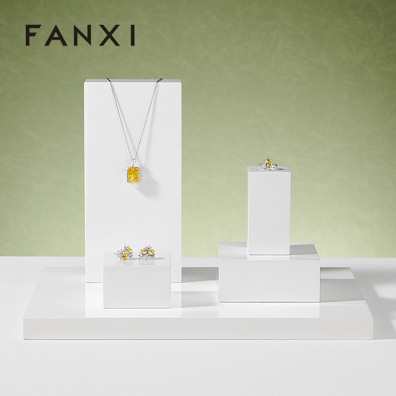 FANXI factory custom logo wood jewellery display stand set
