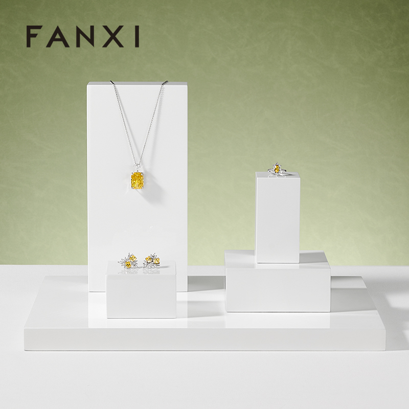 FANXI factory custom logo wood jewellery display stand set