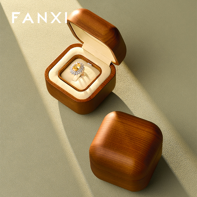 FANXI New arrival Beige Wooden Microfiber Ring Box