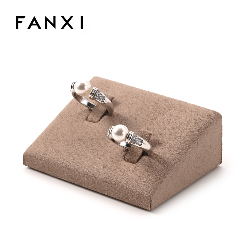 FANXI Custom Brown Suede Ring Stand