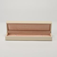 FANXI Custom Beige Leather Suede Chain Box