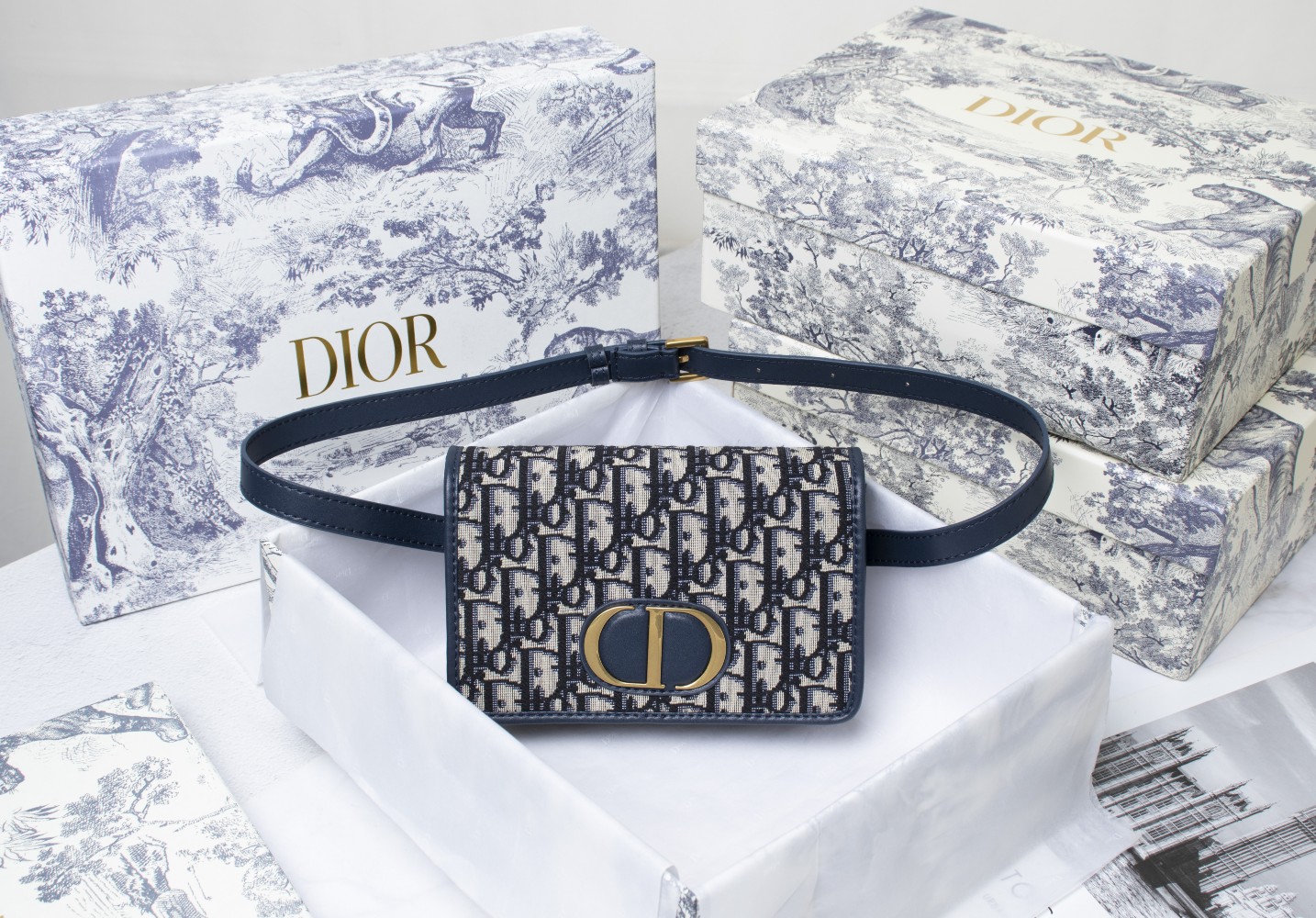 DIOR-210,Dior