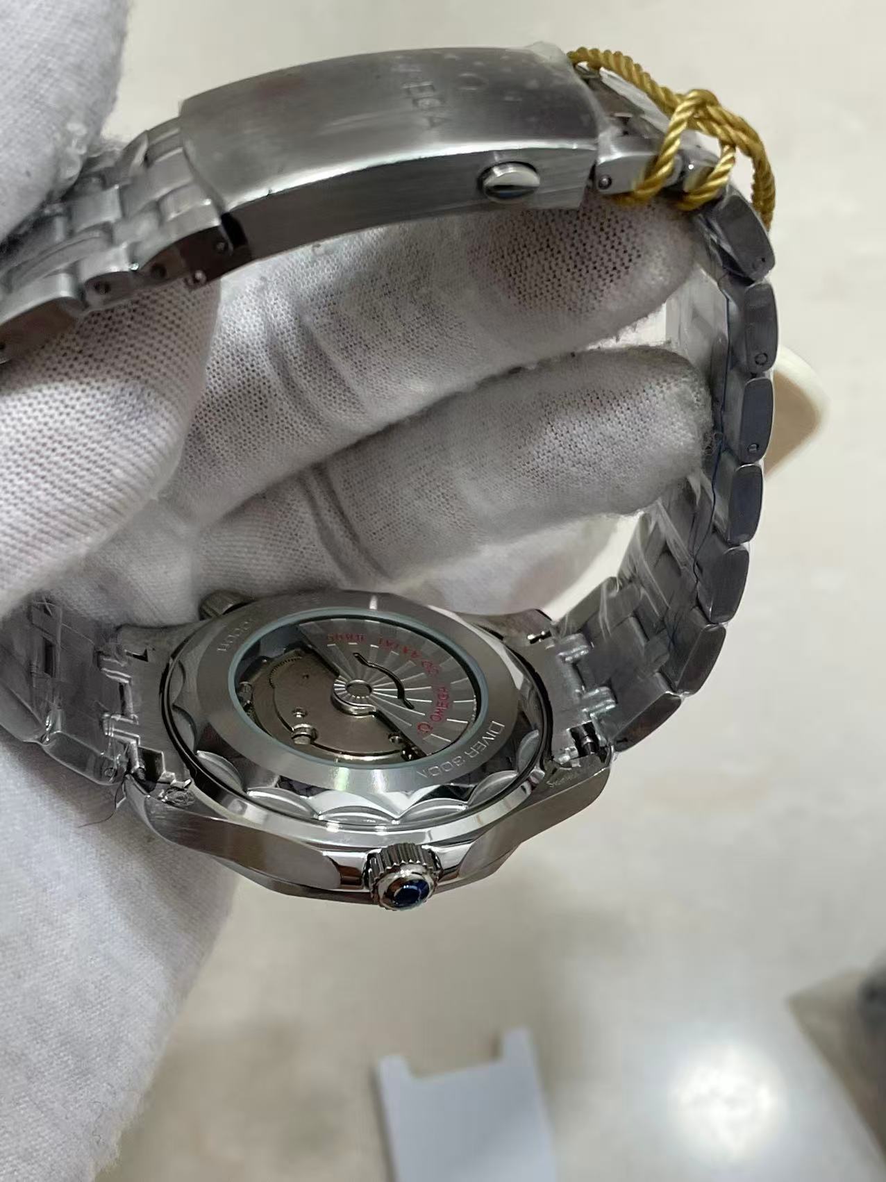 Omega 0419,Omega
