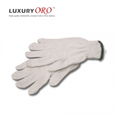 Mold-Cutting Glove With Liner