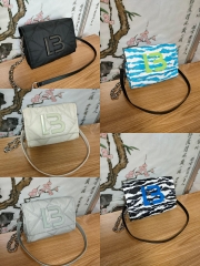 BYL Messenger Bag Small Size