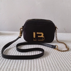 BYL messenger bag-4