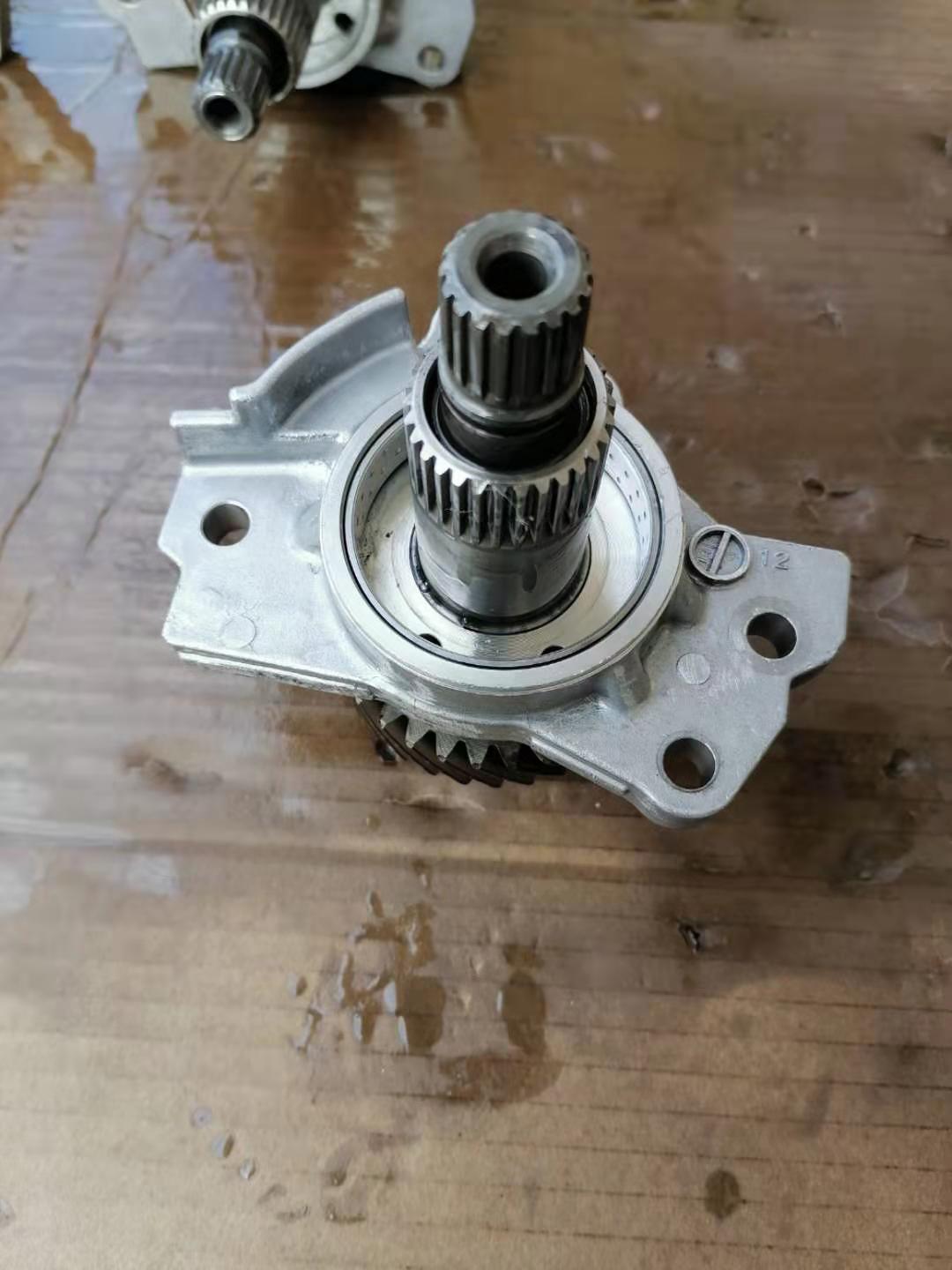 RE0F11A JF015E CVT INPUT SHAFT ASSY 32 TEETH For Niss an Sunny 1.5L Tiida Sylphy 1.6L Sale