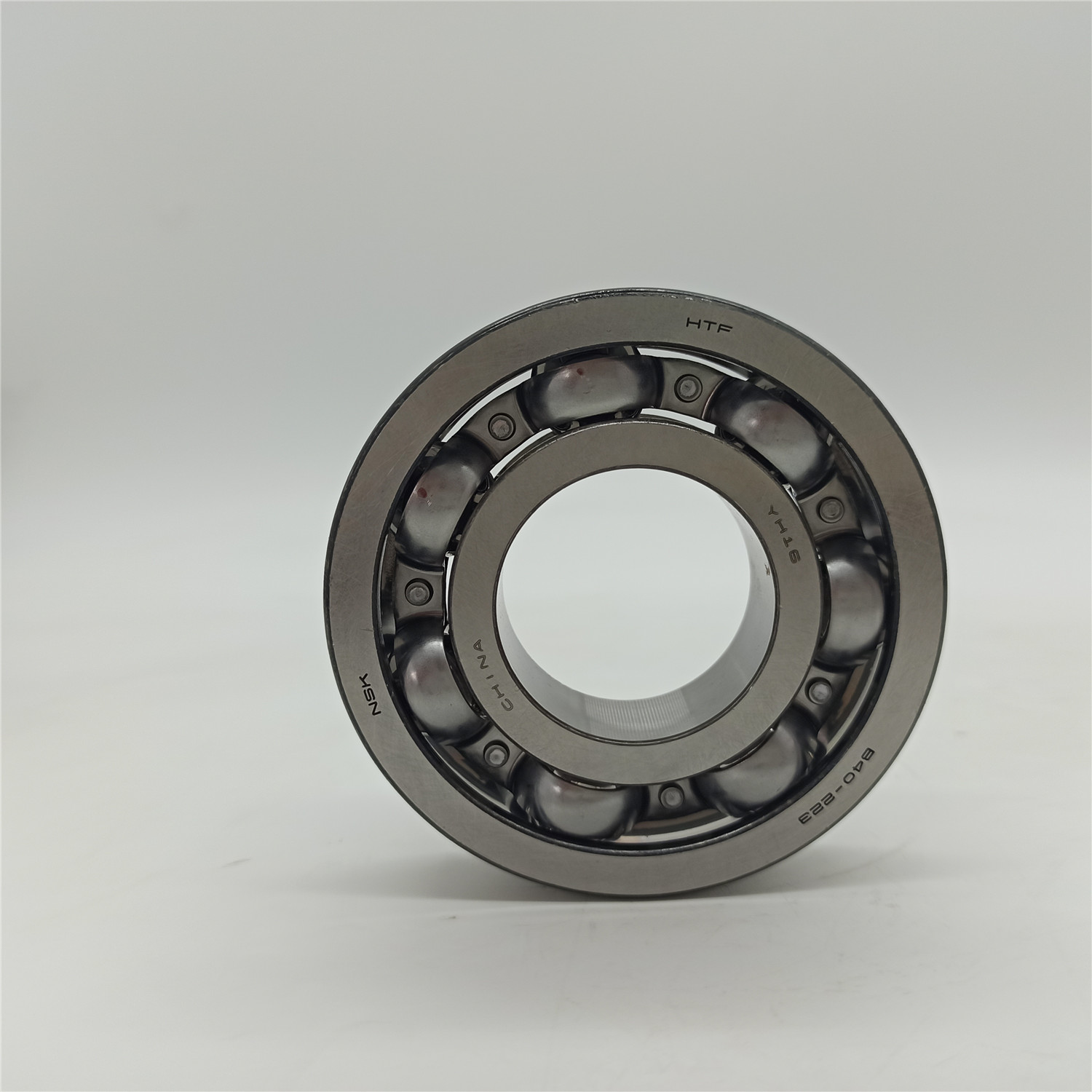 ZC0041OEM NSK Deep Groove Ball Bearing Size 40x90x22mm Auto bearing