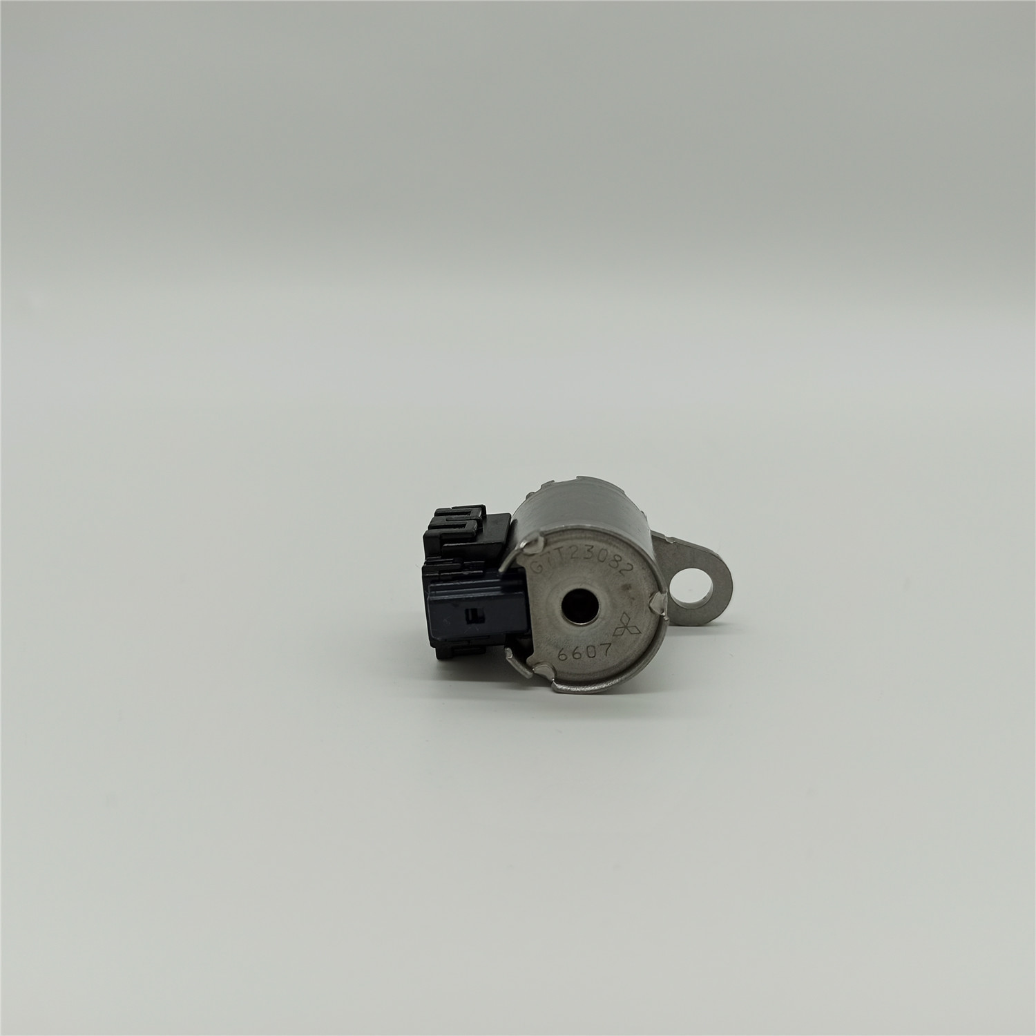 JF011E-0072-OEM G7T23082 RE0F10A JF011E TCC Lock-Up Select Solenoid CVT Fit Infiniti \Suzuki