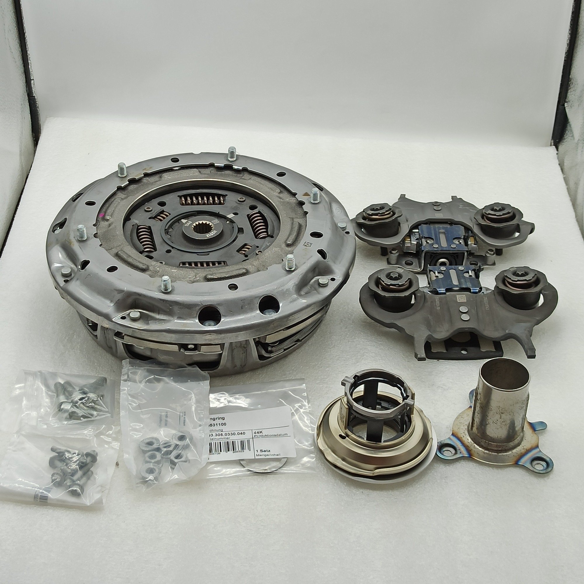 DPS6-0013-OEM DPS6 6DCT250 clutch assy OEM LUK with fork bearing