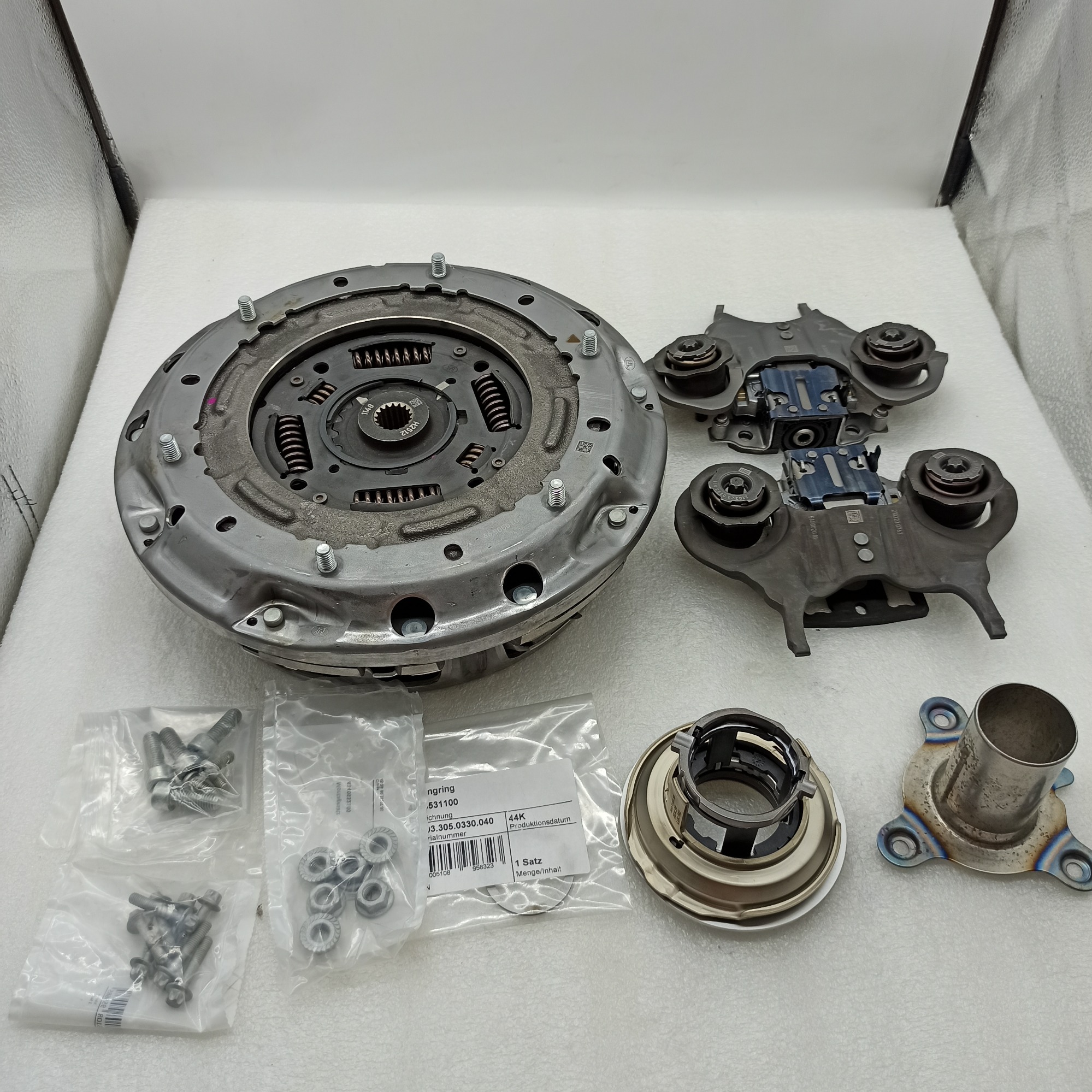 DPS6-0013-OEM DPS6 6DCT250 clutch assy OEM LUK with fork bearing