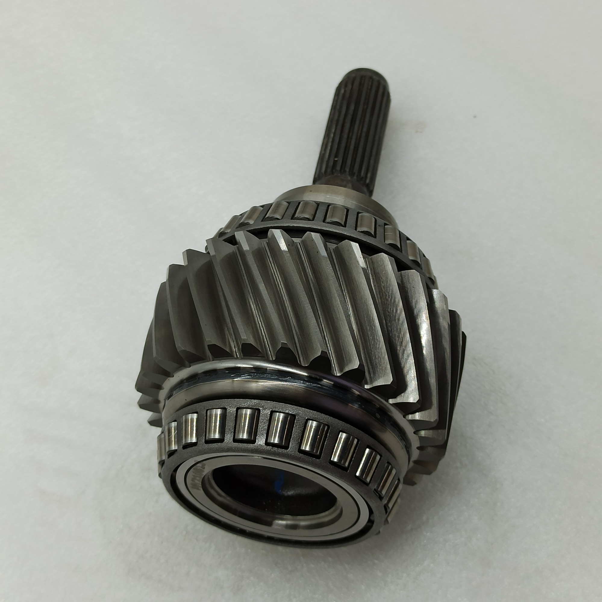 722.90018U1 722.9 Automatic transmission transfer case output shaft