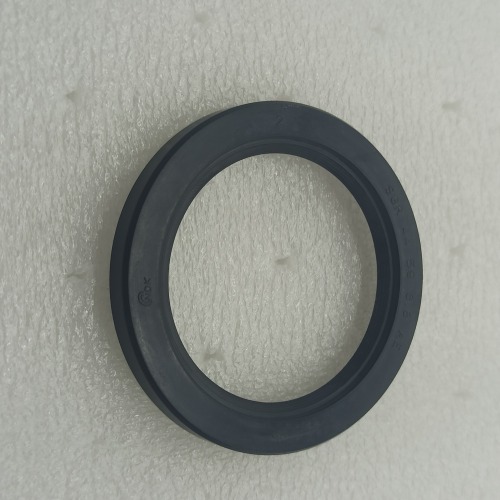 RE4F04A-0006-AM Front oil seal AT transmission 4 Speed for N issan