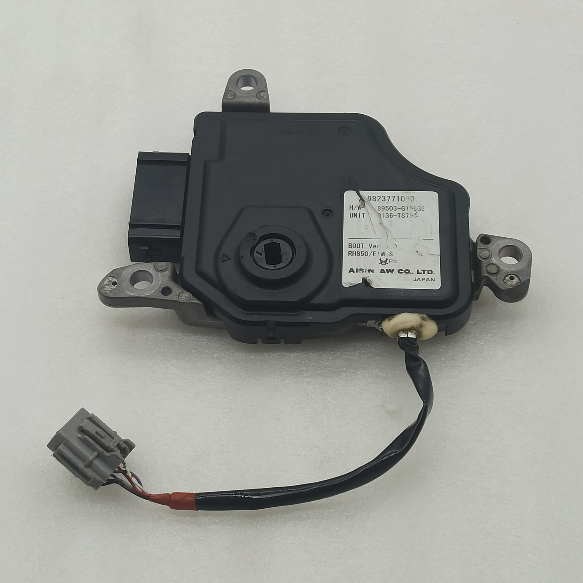 8G30-0004-U1 AWF8G30 computer U1, 9823771080