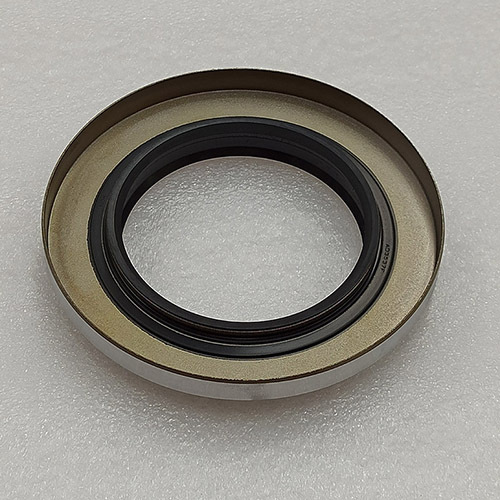 AATP-0220-OEM Axle Seal OEM MB161152 Automatic Transmission For M itsubishi Fuso