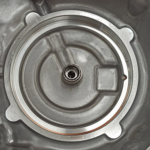 JF015E-0093-U1 Rear Cover CVT Transmission Used And Inspected For N issan car 1.6L Usually