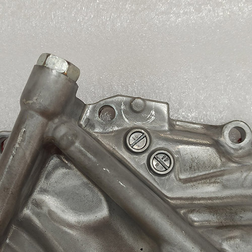 JF015E-0093-U1 Rear Cover CVT Transmission Used And Inspected For N issan car 1.6L Usually