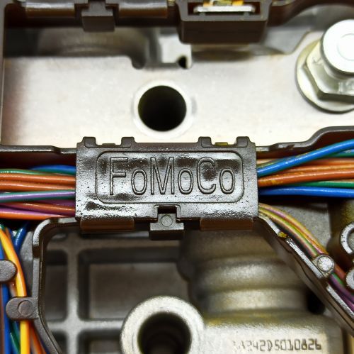 8F35 Automatic Transmission valve body with 9 solenoids For Ford 8F35-0002-FN