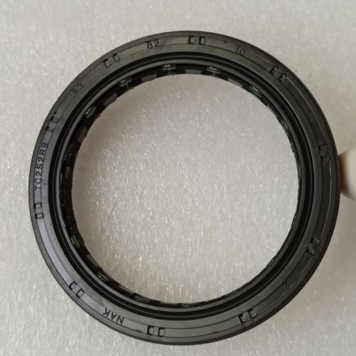 A6MF2-0002-AM A6MF2 Axle Seal Right 260405 63*82*10