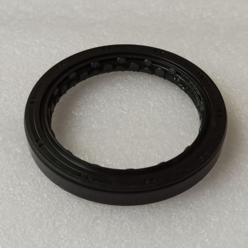 A6MF2-0002-AM A6MF2 Axle Seal Right 260405 63*82*10