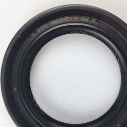 019CHA-0010-OEM 019CHA 018CHA AXLE SEAL 41*61*9-13.5 019CHA-1502106 For Chery