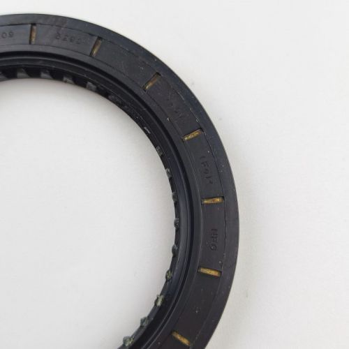 AATP-0277-OEM Tranfer Case Seal Left 0A6 409 529 C For TERAMONT