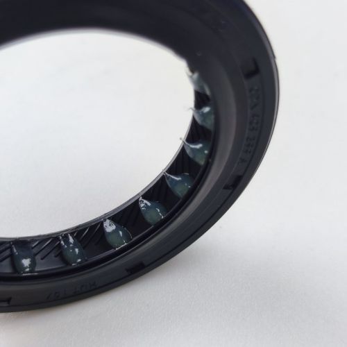 0CK-0042-OEM 0CK AXLE SEAL LEFT 0DN 409 399A 33*47*7/8.5 Same To 0AW's For AUDI